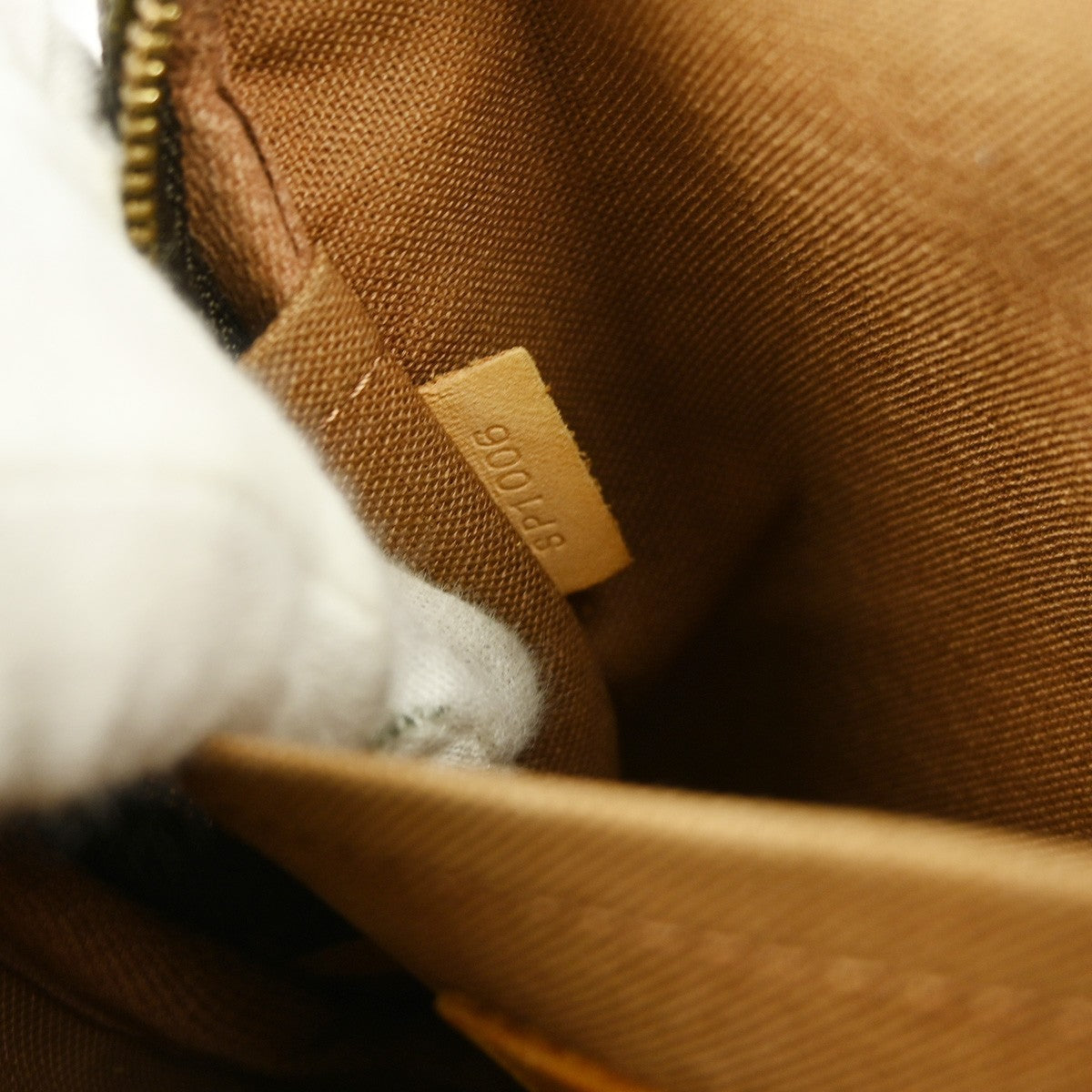 Louis Vuitton Bosphore Waist Monogram Canvas Brown Canvas Clutche & Pouche Bag (Pre-Owned)