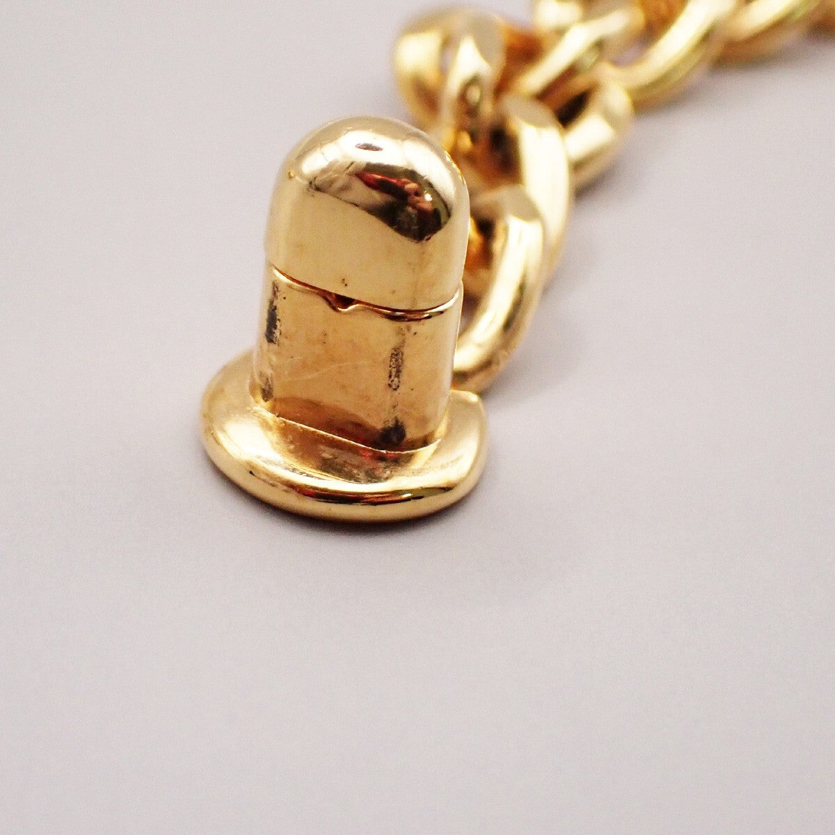 Chanel Vintage Turnlock Reissue Chain Metal Gold Gold_Plated Jewelry (Pre-Owned)