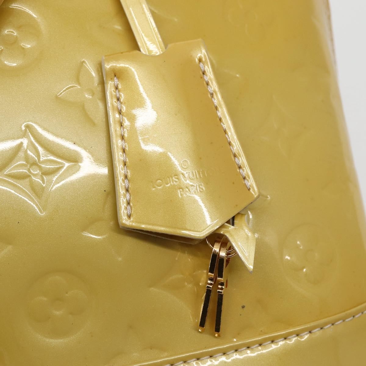 Louis Vuitton Alma Monogram Vernis Beige Patent_Leather Handbag (Pre-Owned)