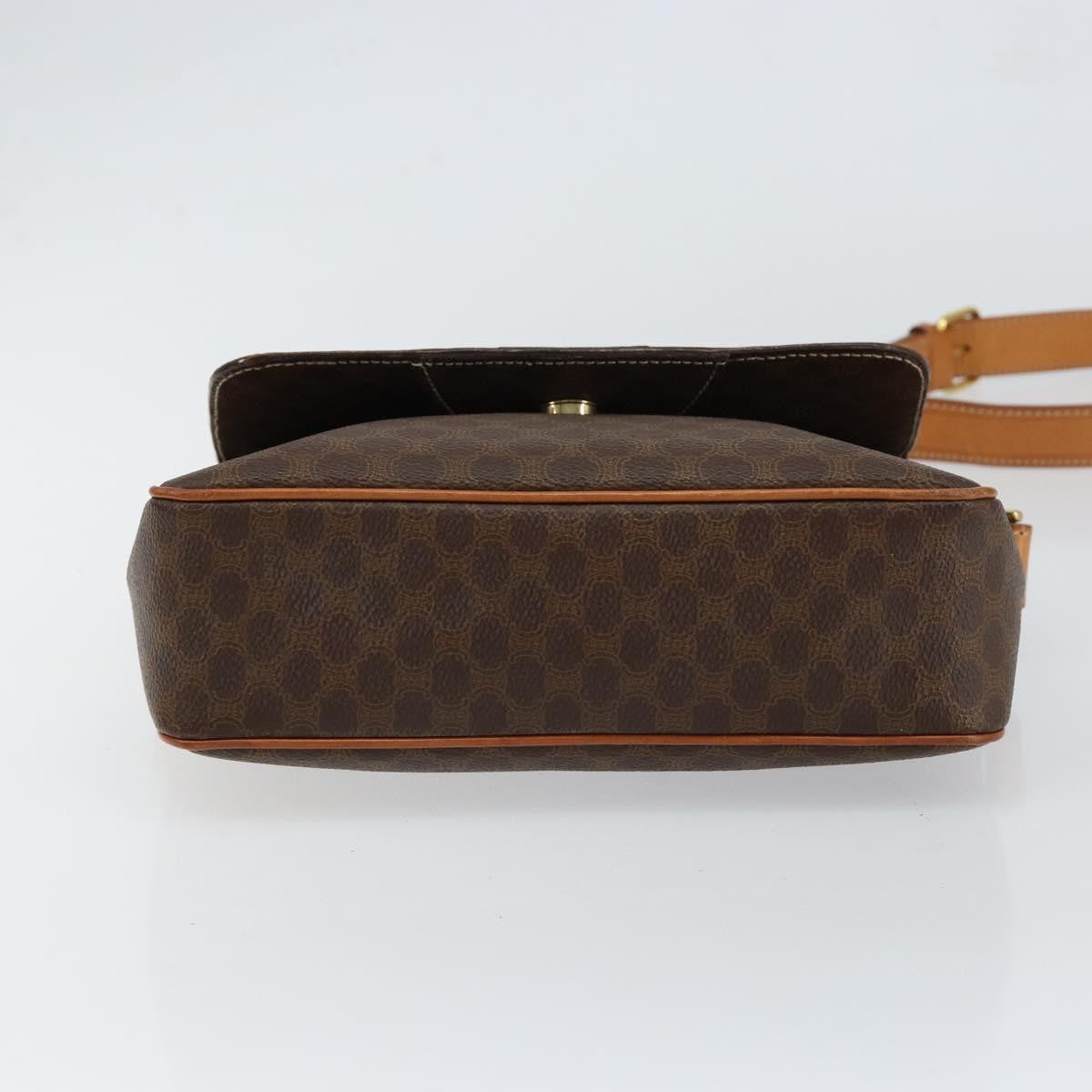 Celine Vintage Macadam Circle Logo Canvas And Leather Brown Canvas Shoulder Bag Bag (Pre-Owned)