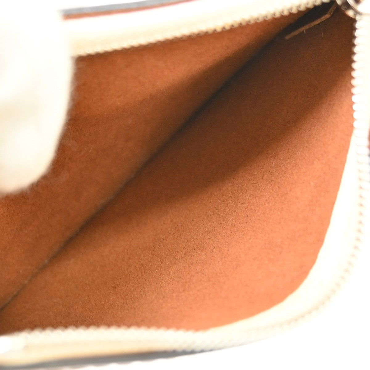 Louis Vuitton Hina Mahina Leather Beige Leather Handbag (Pre-Owned)