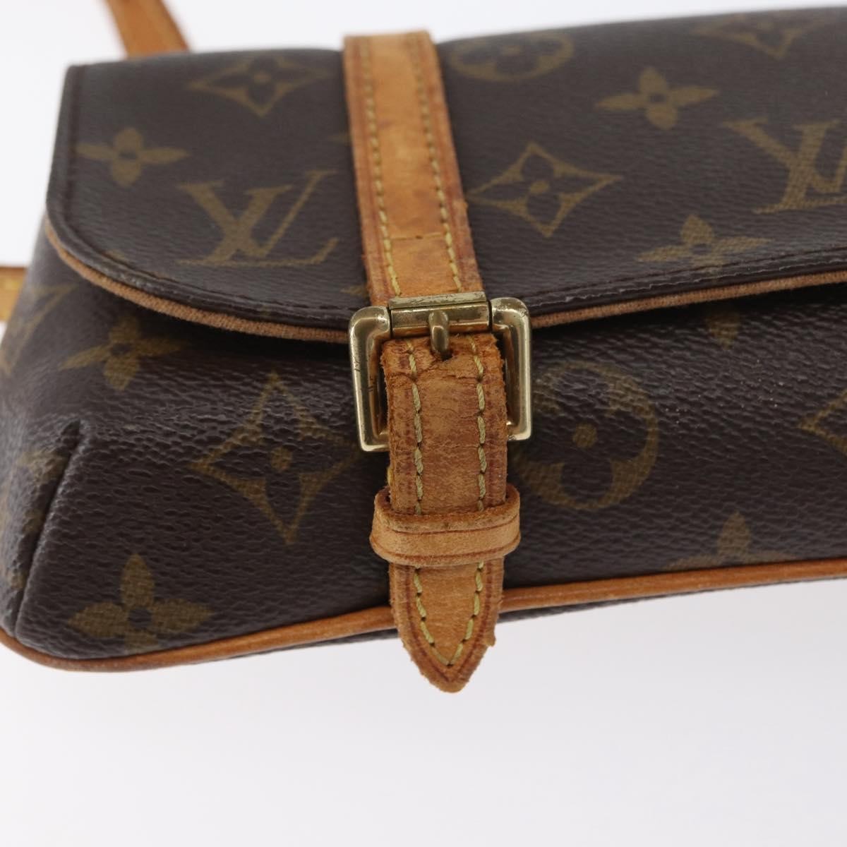 Louis Vuitton Marelle Waist Monogram Canvas Brown Canvas Handbag (Pre-Owned)