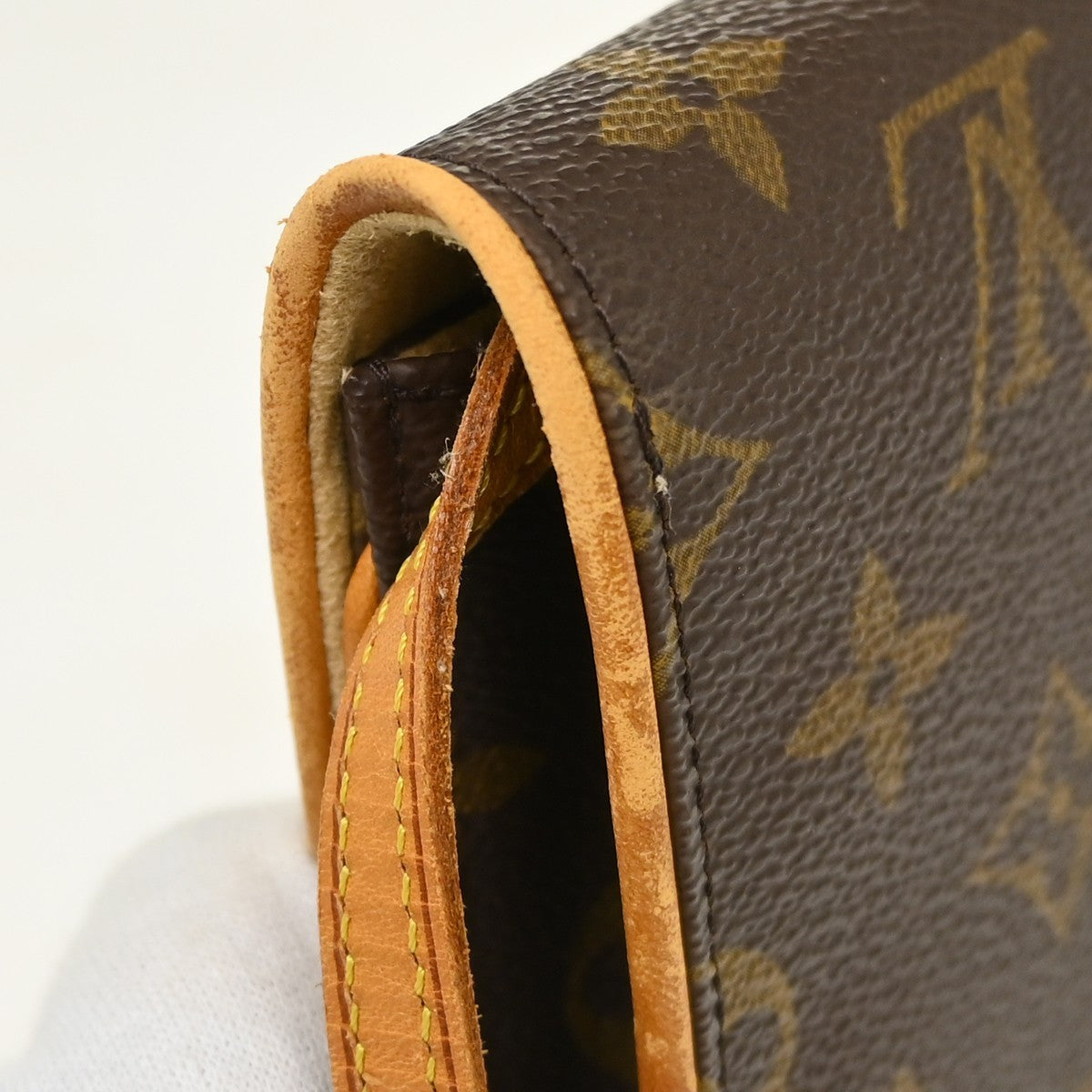 Louis Vuitton Twin Monogram Canvas Brown Canvas Clutche & Pouche Bag (Pre-Owned)