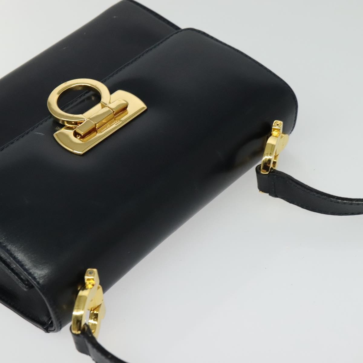 Salvatore Ferragamo Gancini Leather Black Leather Shoulder Bag Bag (Pre-Owned)