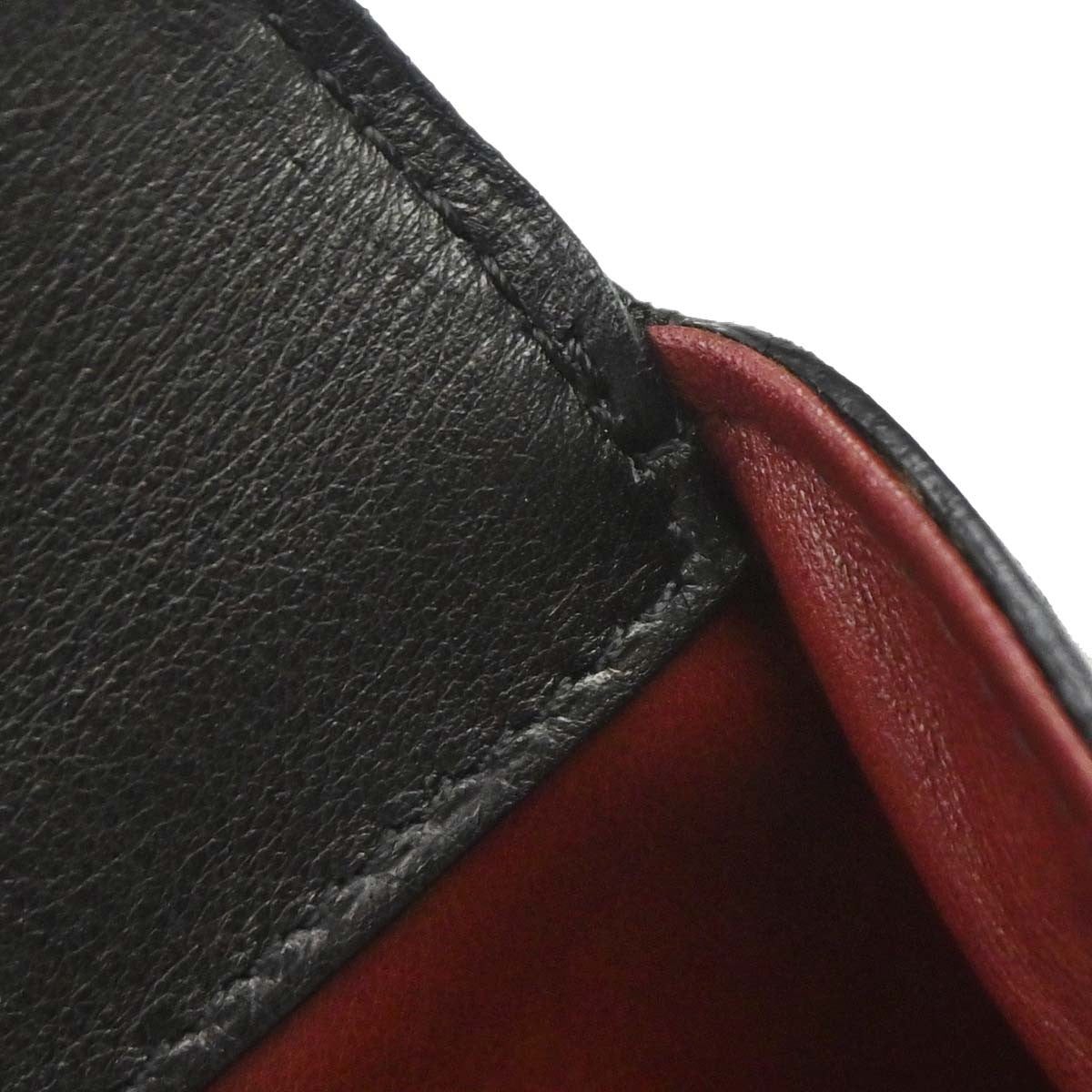 Cartier Cabochon Leather Black Leather Handbag (Pre-Owned)