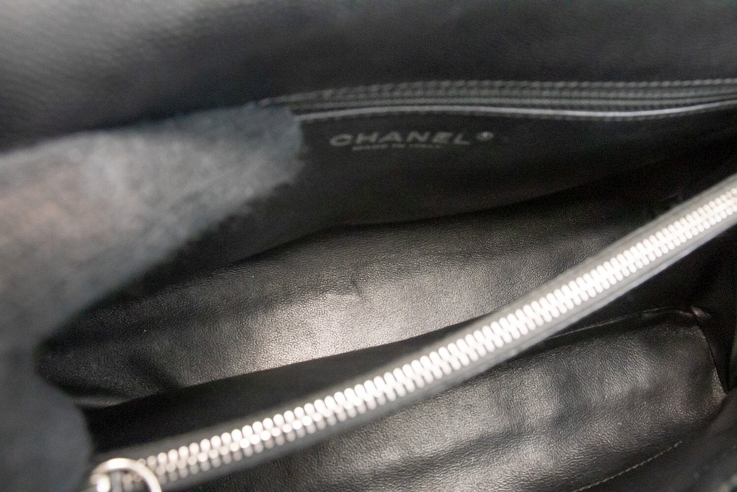 Chanel Top Handle Flap Quilted Caviar Leather Black Calfskin Handbag (Pre-Owned)
