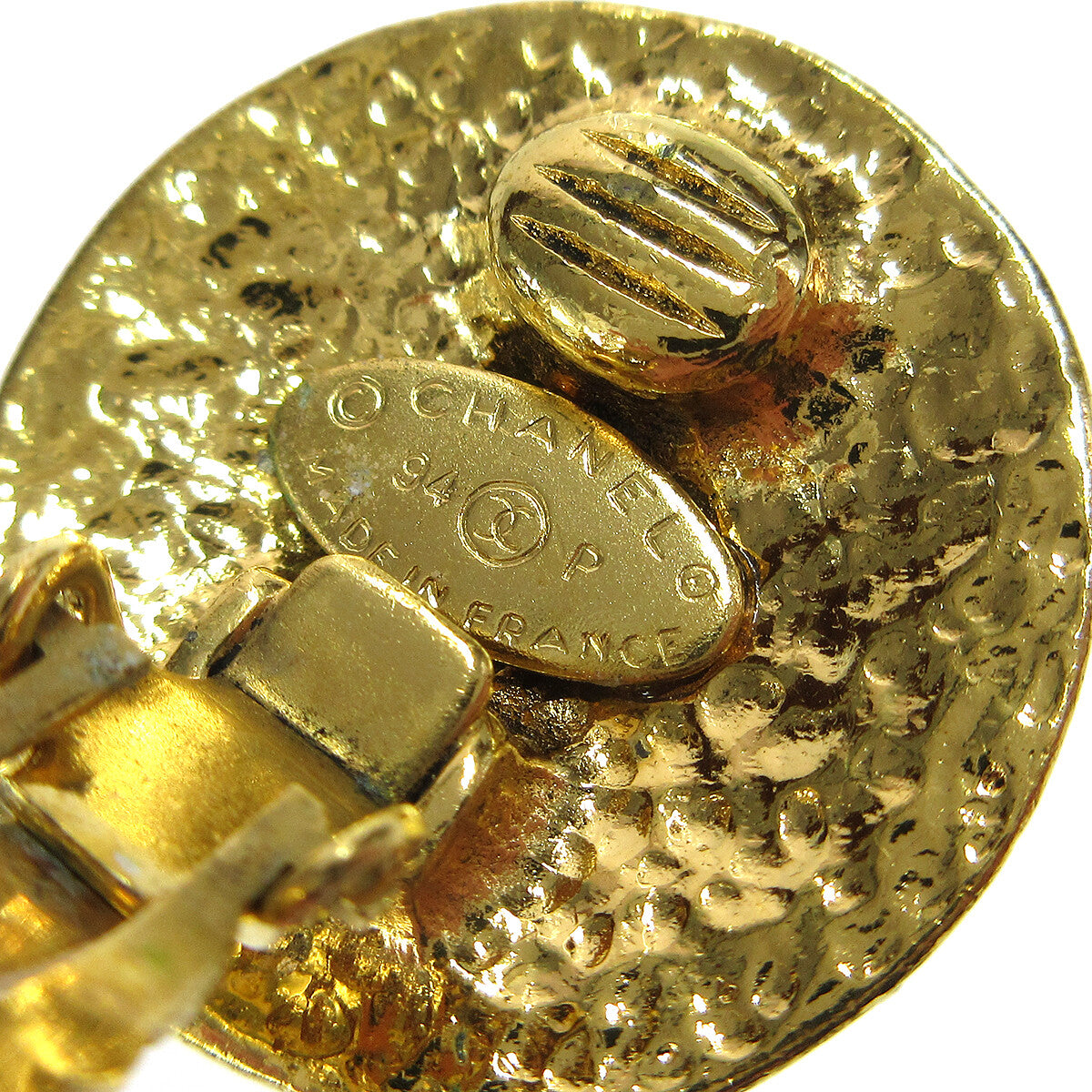 Chanel Vintage Cc Round Clip-On Metal Gold Gold_Plated Earrings Jewelry (Pre-Owned)