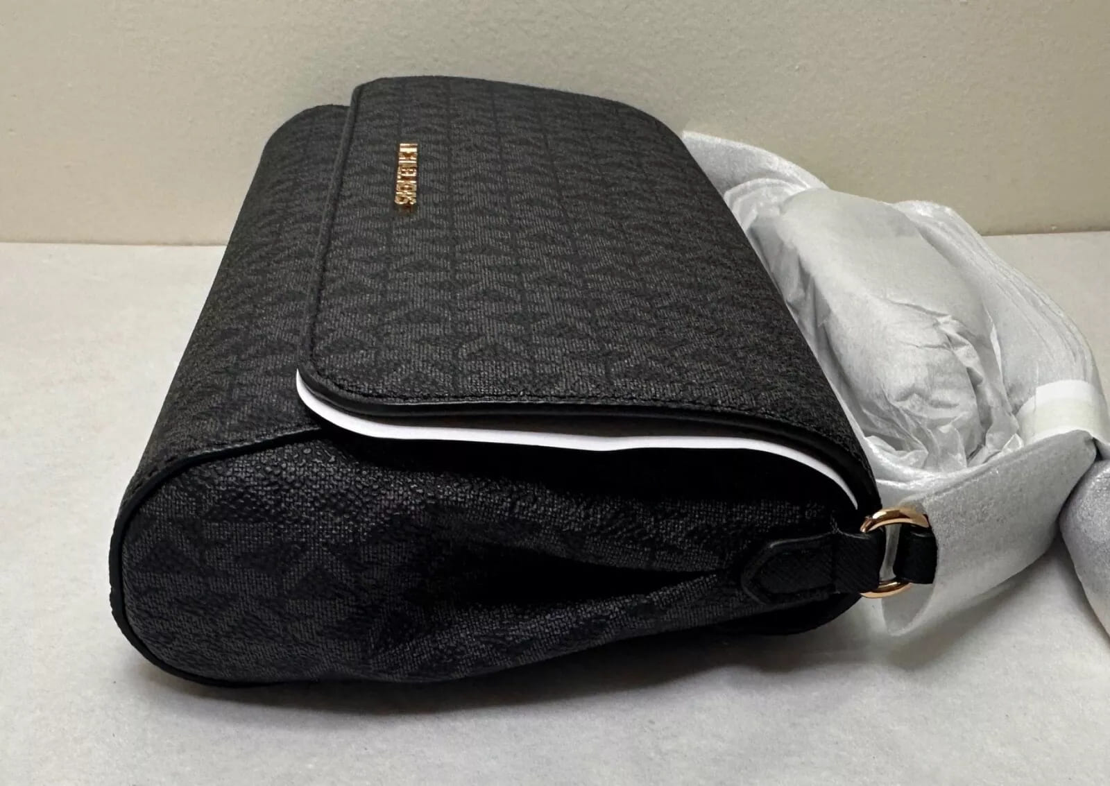 MICHAEL KORS Medium Logo Leather Convertible Crossbody Bag