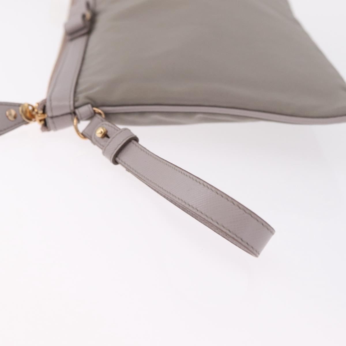 Salvatore Ferragamo Vala Clutch Nylon Gray Nylon Clutche & Pouche Bag (Pre-Owned)