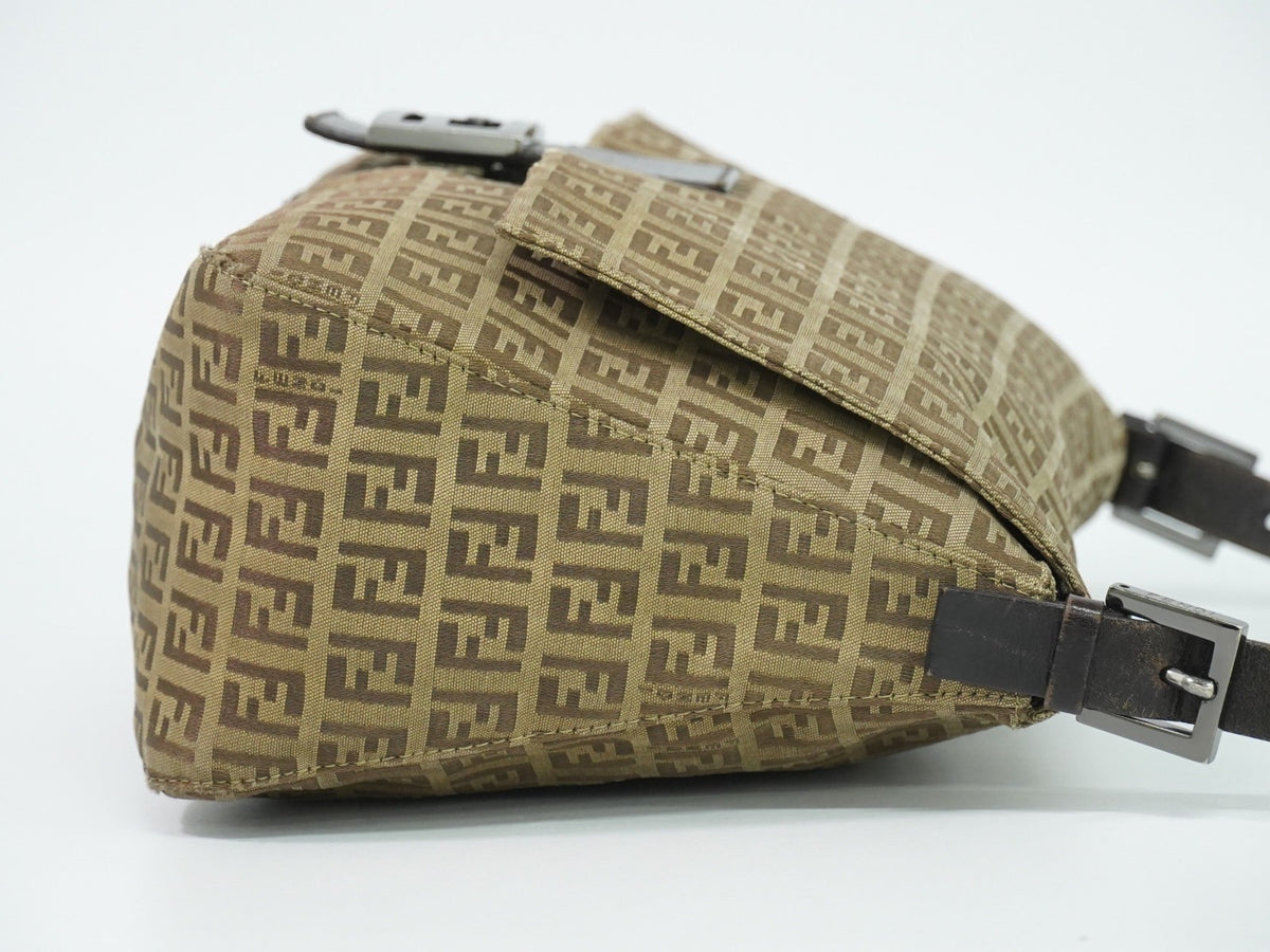 Fendi Zucchino Canvas Mamma Baguette Canvas Brown Canvas Shoulder Bag Bag (Pre-Owned)