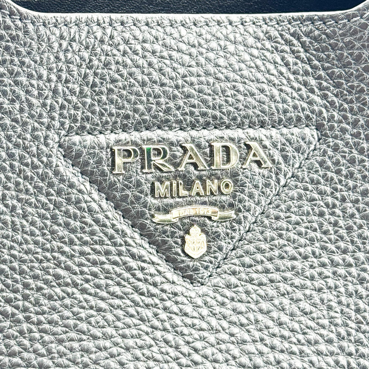 Prada Flou Dynamique Open Vitello Daino Black Leather Tote Bag Bag (Pre-Owned)