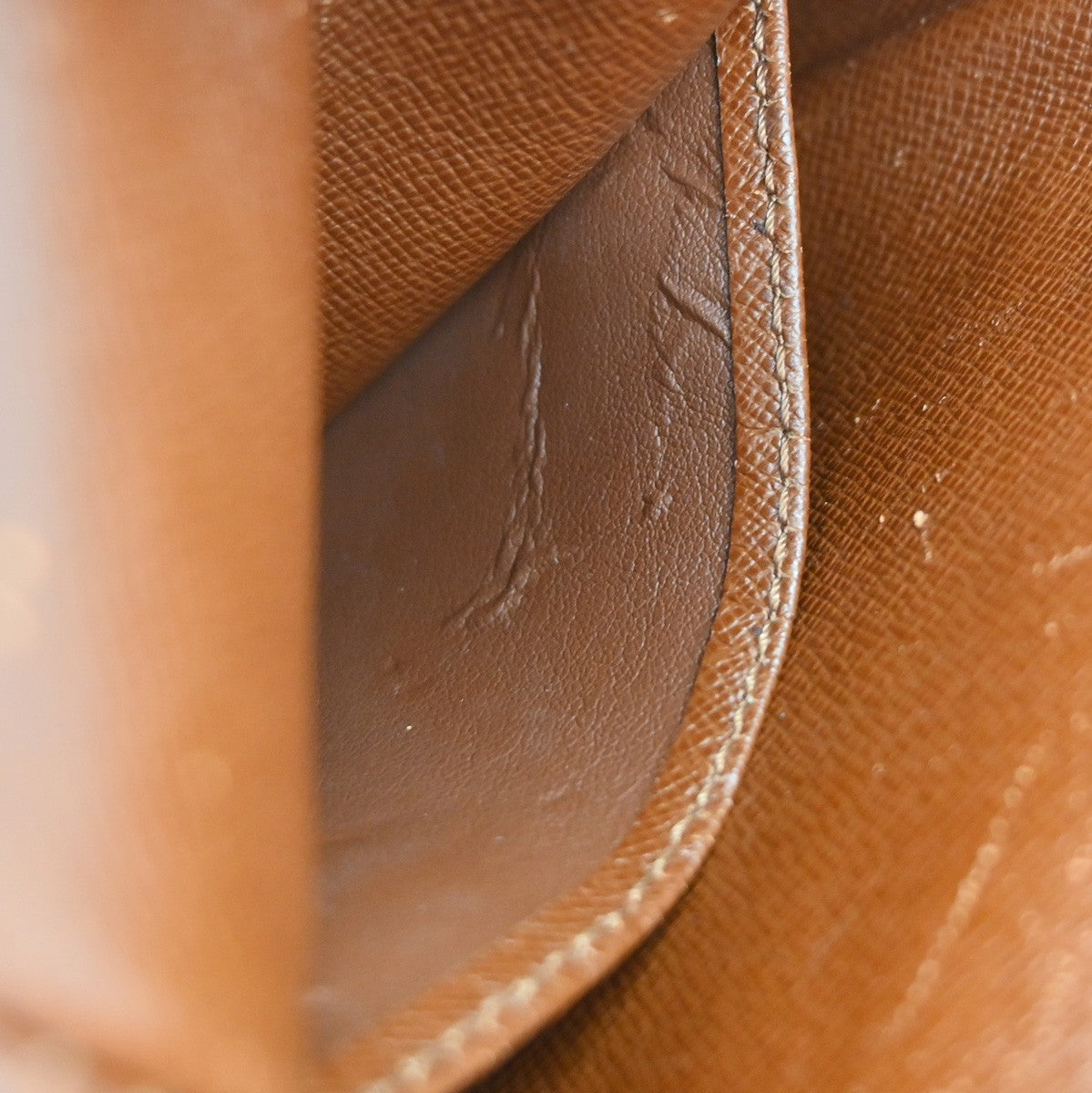 Louis Vuitton Amazone Monogram Canvas Brown Canvas Shoulder Bag Bag (Pre-Owned)
