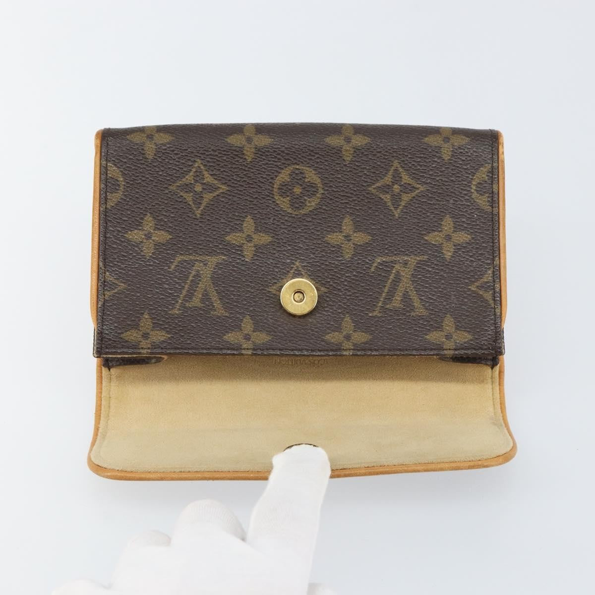 Louis Vuitton Florentine Waist Monogram Canvas Brown Canvas Clutche & Pouche Bag (Pre-Owned)