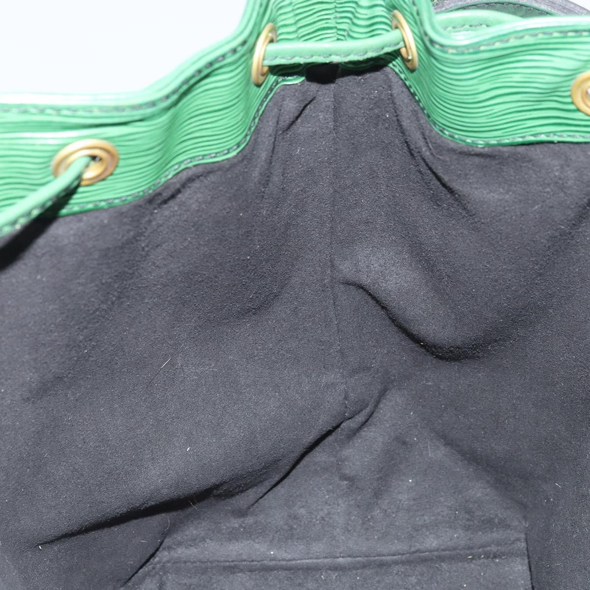 Louis Vuitton Petit Noe Epi Leather Green Leather Shoulder Bag Bag (Pre-Owned)