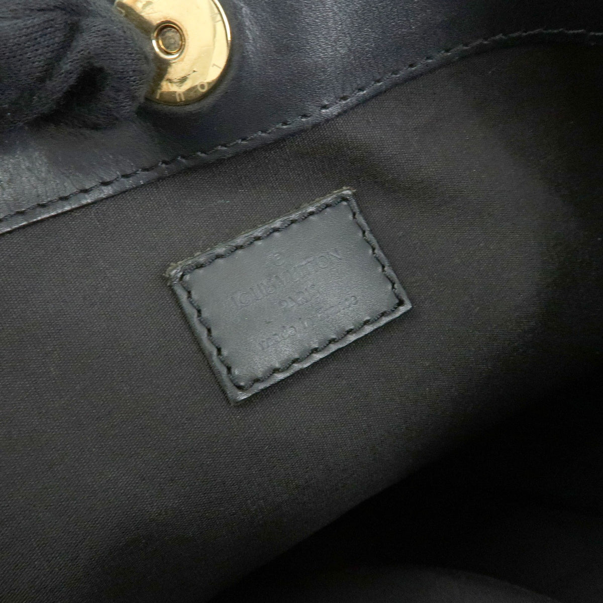 Louis Vuitton Mandara Epi Leather Black Leather Shoulder Bag Bag (Pre-Owned)