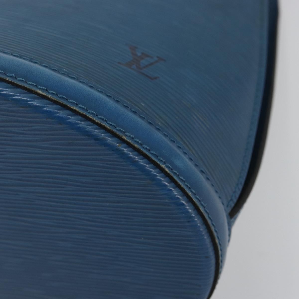 Louis Vuitton Cluny Epi Leather Blue Leather Shoulder Bag Bag (Pre-Owned)
