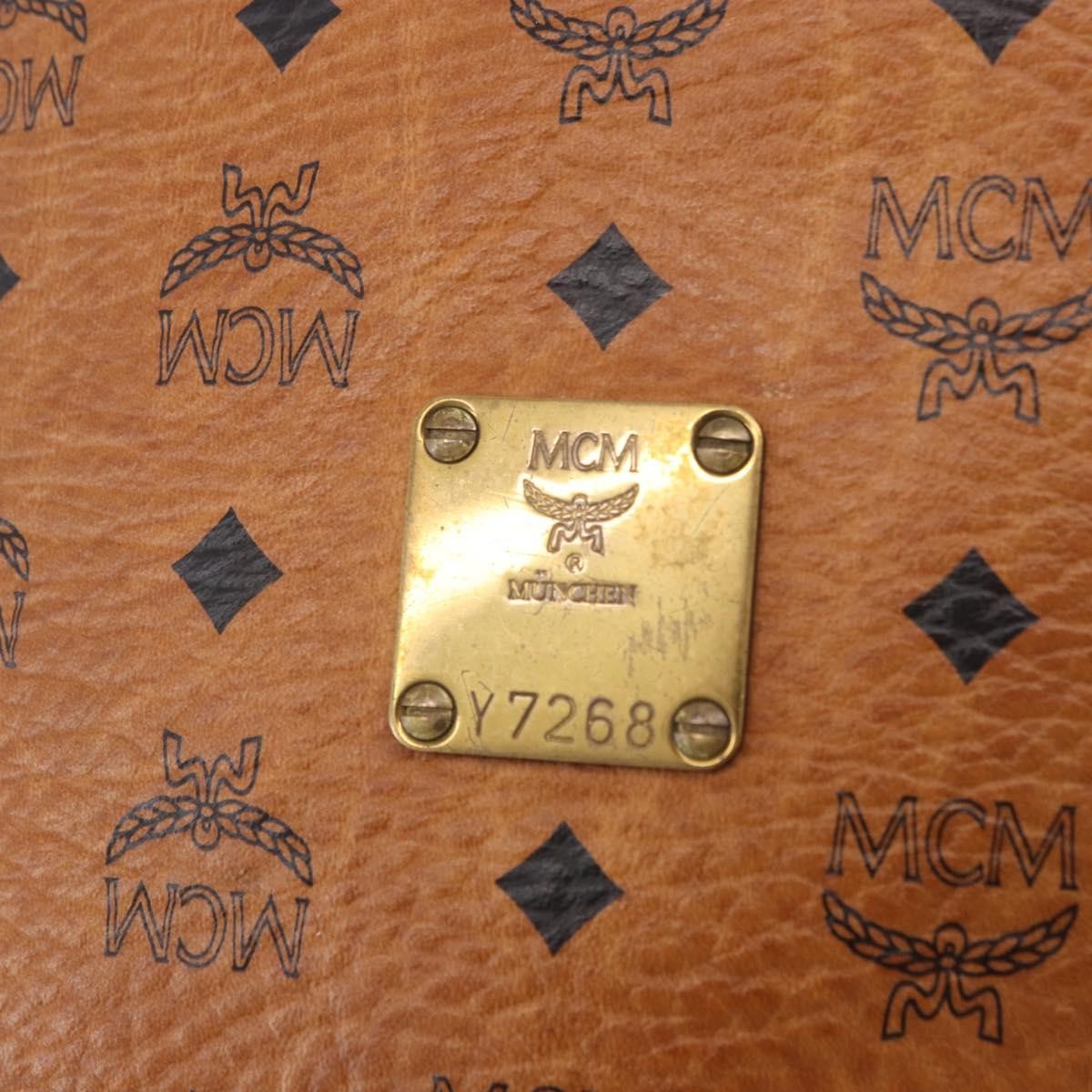 MCM Drawstring Leather Brown Leather Shoulder Bag Bag (Pre-Owned)