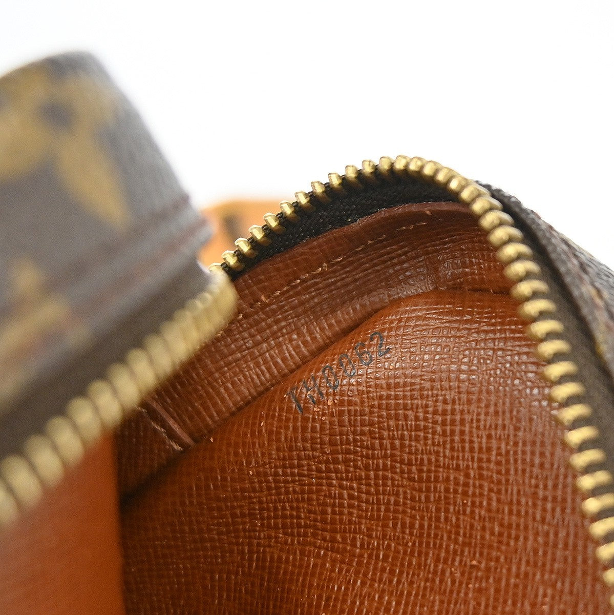 Louis Vuitton Amazone Monogram Canvas Brown Canvas Shoulder Bag Bag (Pre-Owned)