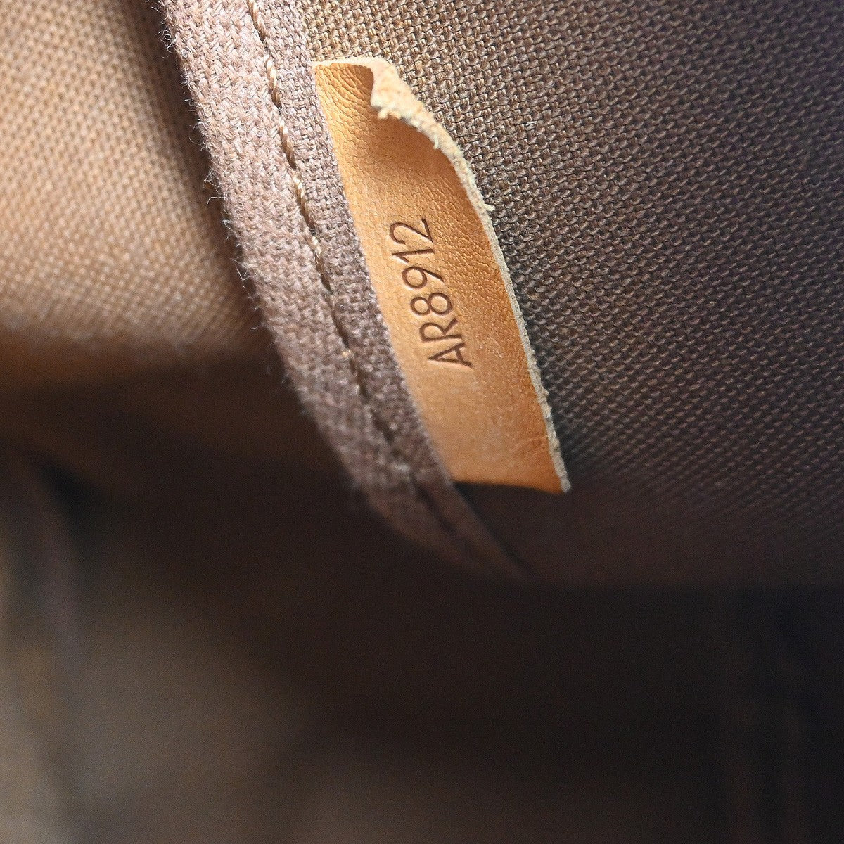 Louis Vuitton Saumur Monogram Canvas Brown Canvas Shoulder Bag Bag (Pre-Owned)