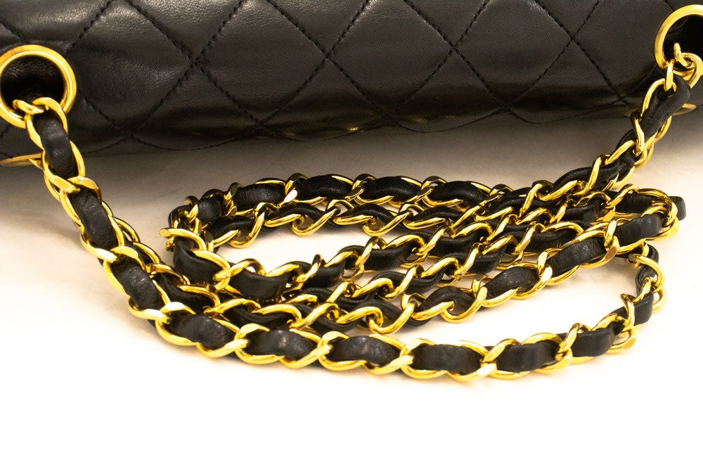 Chanel Classic Flap Lambskin Black Leather Crossbody Bag Bag (Pre-Owned)