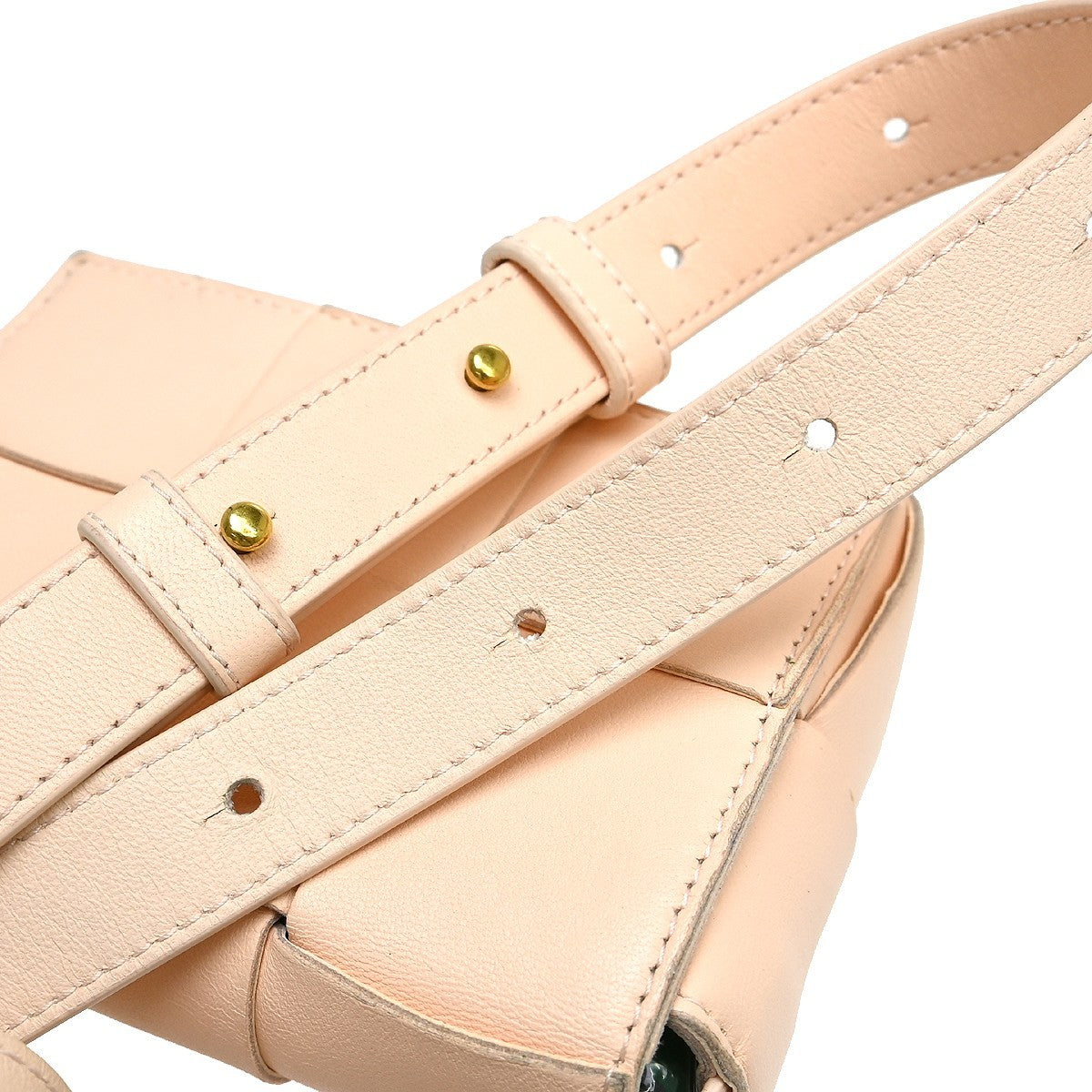 Bottega Veneta Candy Cassette Maxi Intrecciato Leather Pink Leather Crossbody Bag Bag (Pre-Owned)