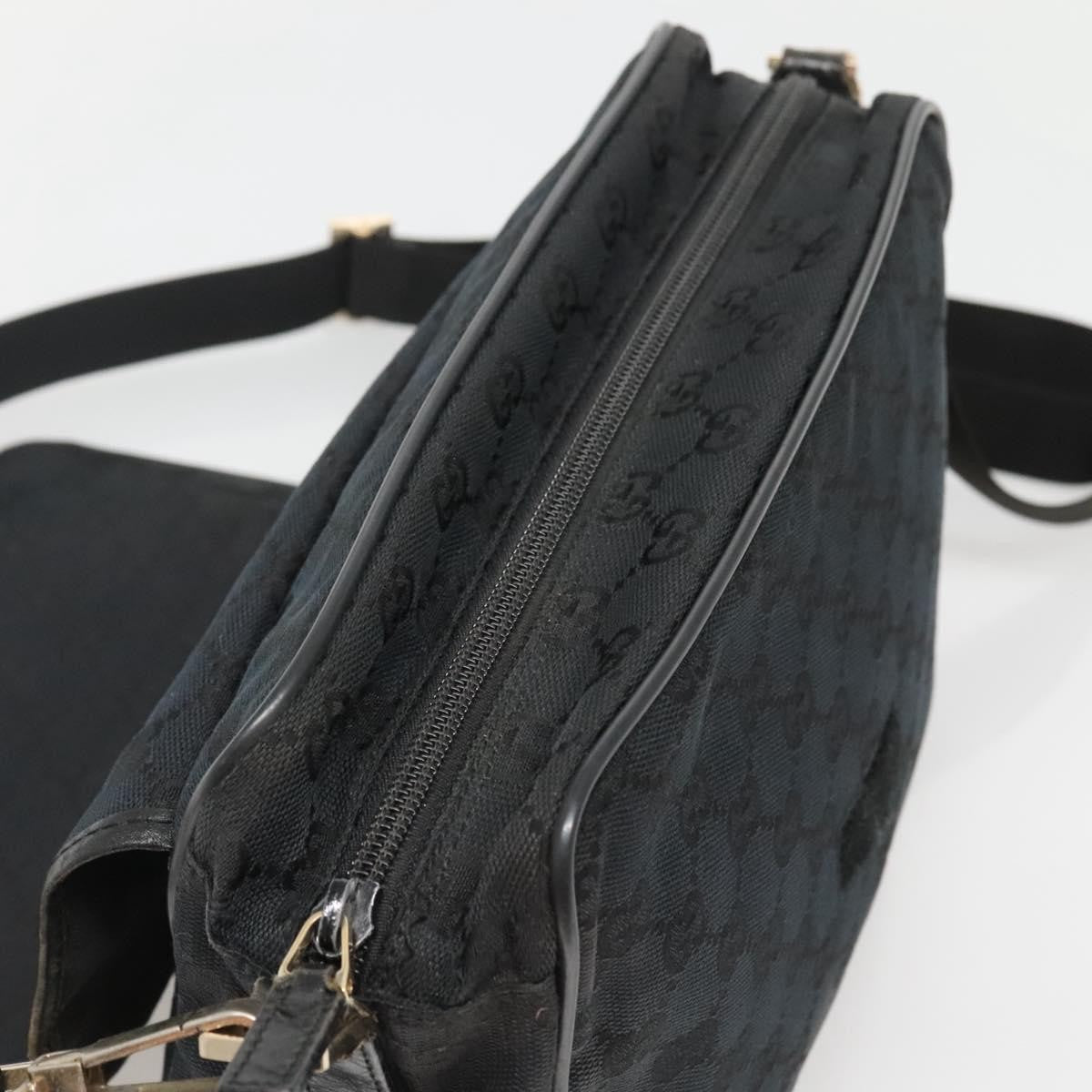 Gucci Flap Messenger Gg Coated Canvas Black Canvas Shoulder Bag Bag (Pre-Owned)