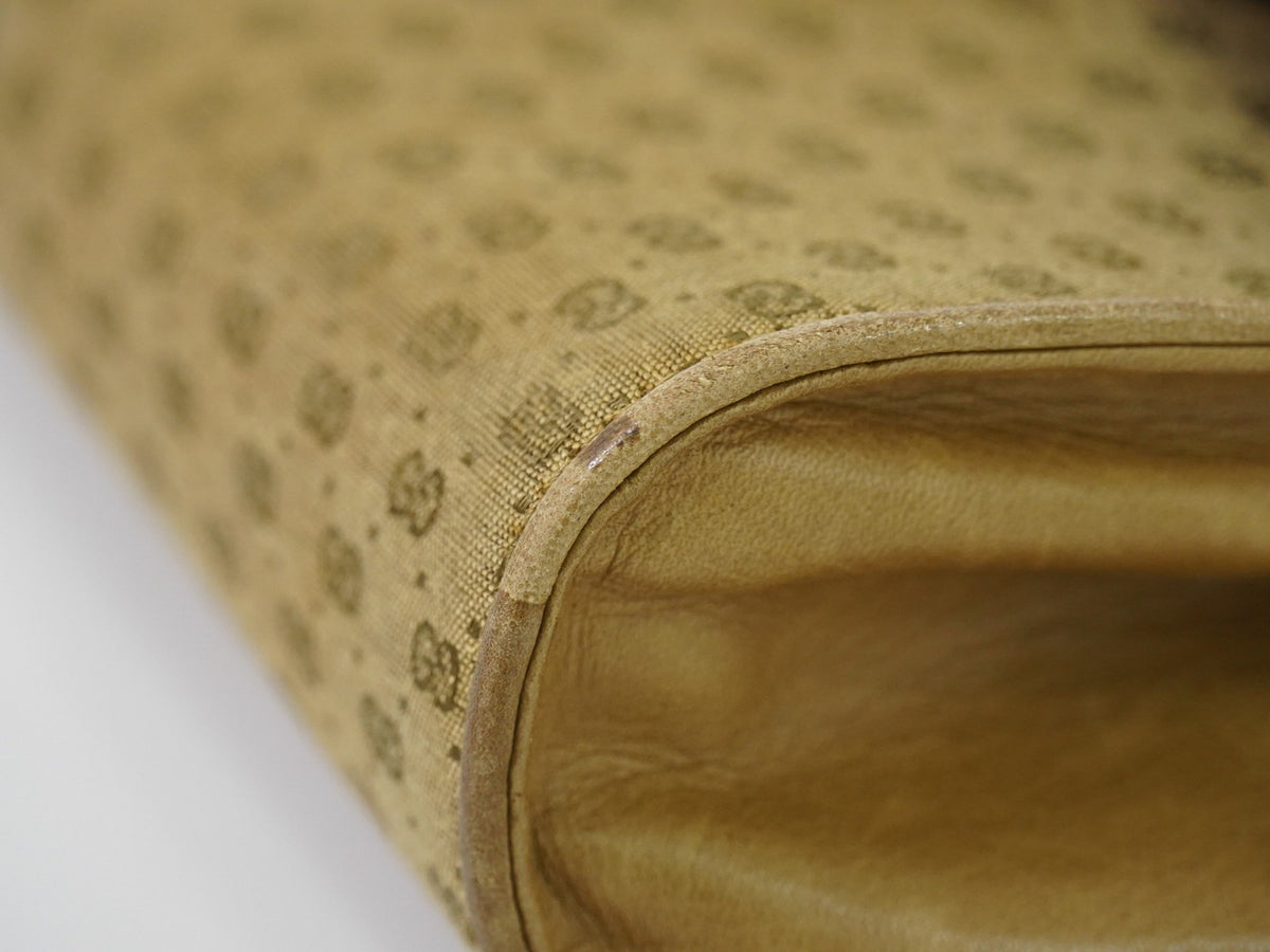 Gucci Shoulder Canvas Beige Canvas Shoulder Bag Bag (Pre-Owned)