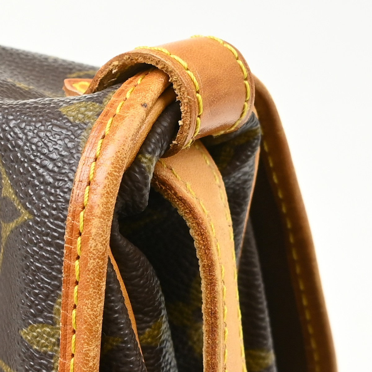 Louis Vuitton Saumur Monogram Brown Canvas Shoulder Bag Bag (Pre-Owned)