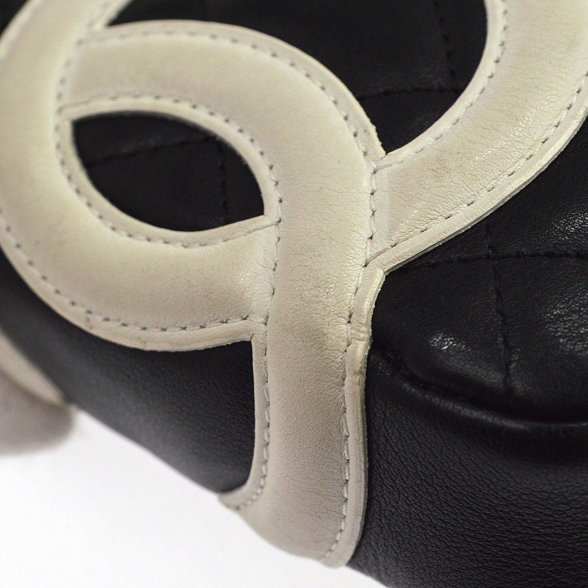 Chanel Cambon Quilted Leather Black Leather Crossbody Bag Bag (Pre-Owned)
