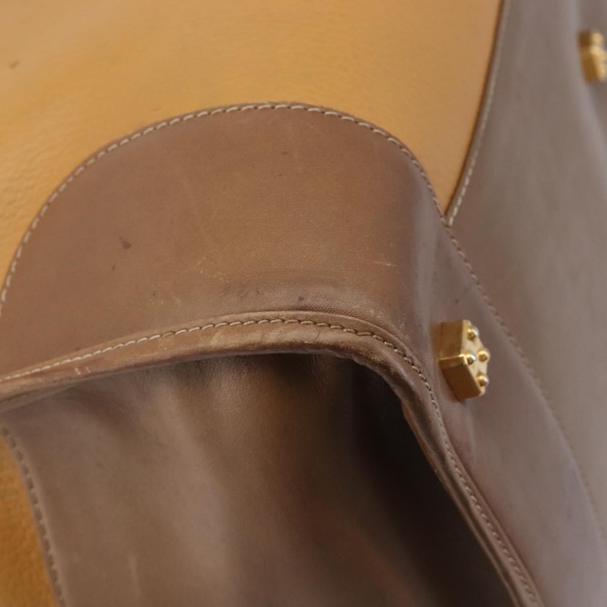 Loewe Amazona Leather Beige Leather Handbag (Pre-Owned)