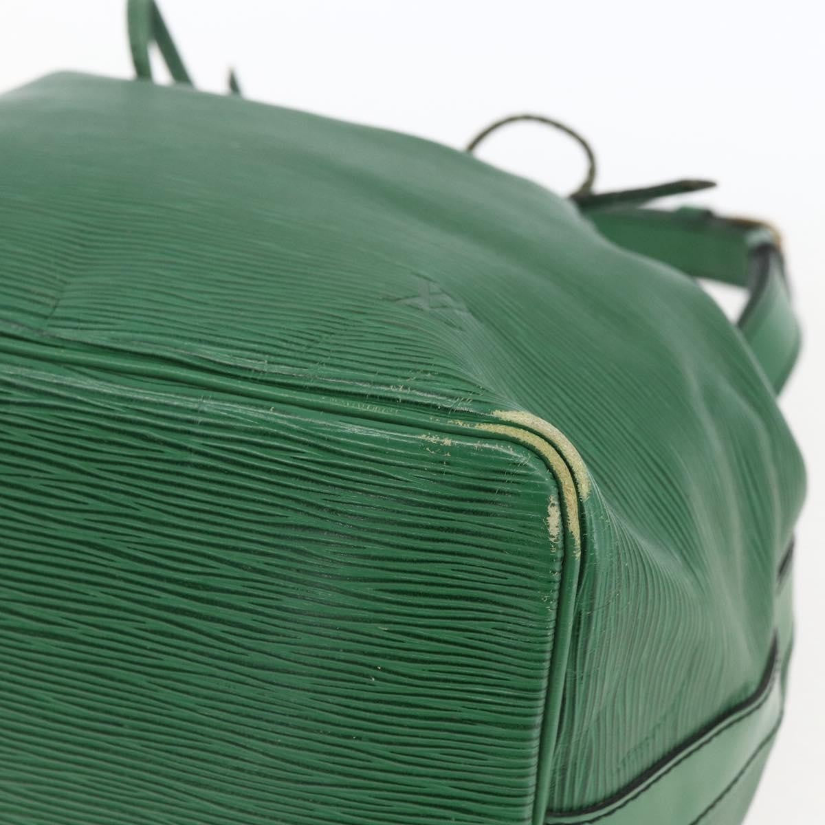 Louis Vuitton Petit Noe Epi Leather Green Leather Shoulder Bag Bag (Pre-Owned)