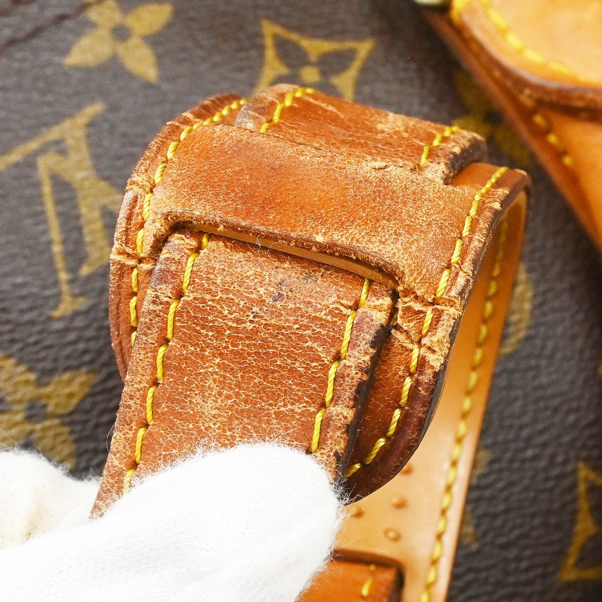 Louis Vuitton Keepall Bandouliere Monogram Canvas Brown Canvas Travel Bag Bag (Pre-Owned)
