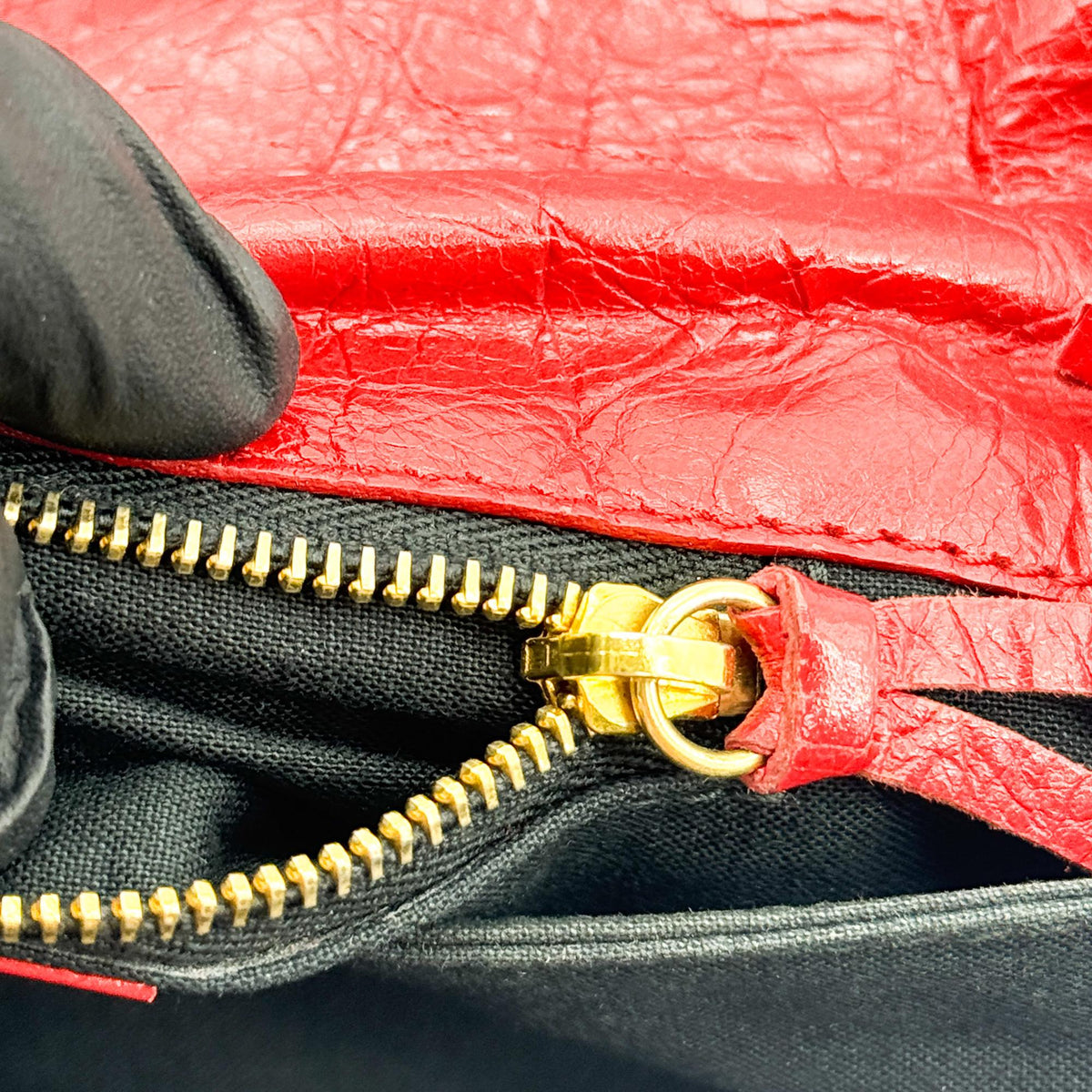 Balenciaga Classic Studs Envelope Strap Clutch Leather Red Leather Clutche & Pouche Bag (Pre-Owned)