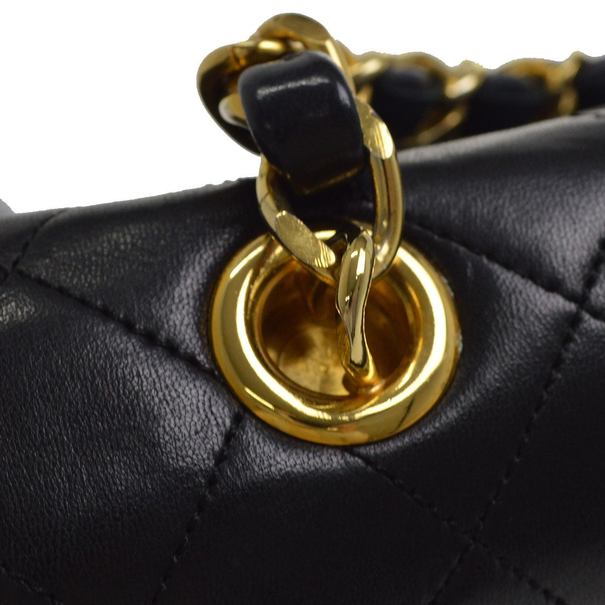 Chanel Vintage Classic Single Flap Quilted Lambskin Black Leather Handbag (Pre-Owned)