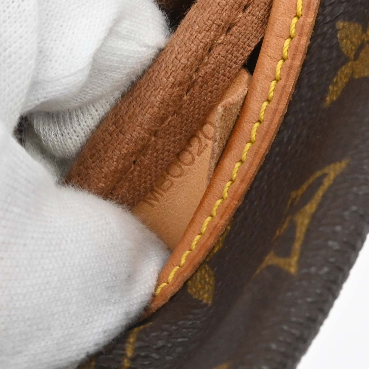 Louis Vuitton Saumur Monogram Canvas Brown Canvas Shoulder Bag Bag (Pre-Owned)