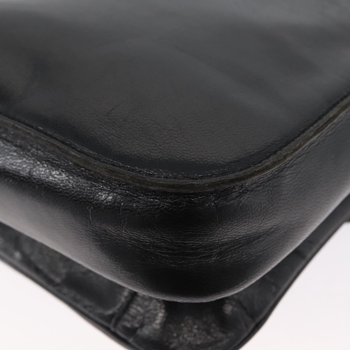 Saint Laurent Vintage Leather Black Leather Shoulder Bag Bag (Pre-Owned)