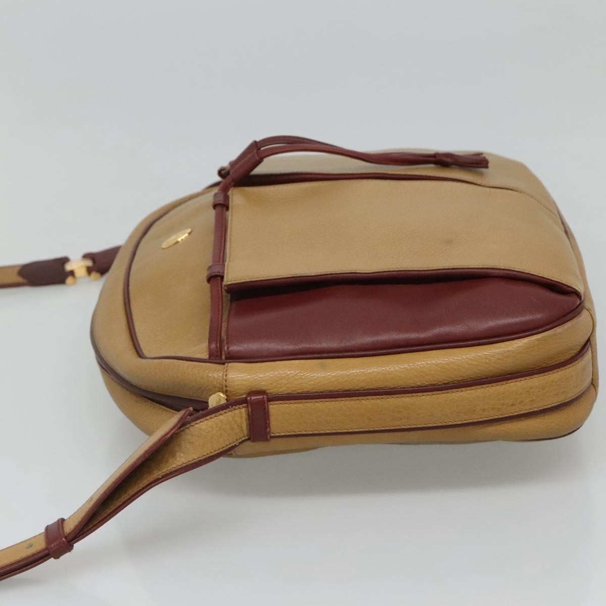 Cartier Tasseled Must De Cartier Leather Beige Leather Shoulder Bag Bag (Pre-Owned)