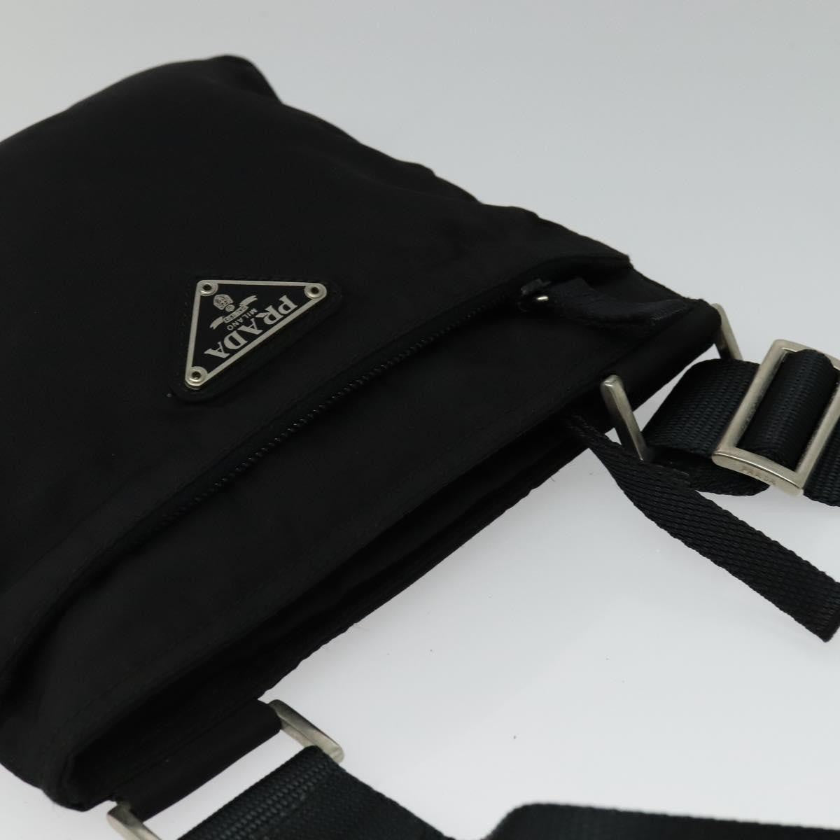 Prada Front Pocket Messenger Tessuto Black Nylon Shoulder Bag Bag (Pre-Owned)