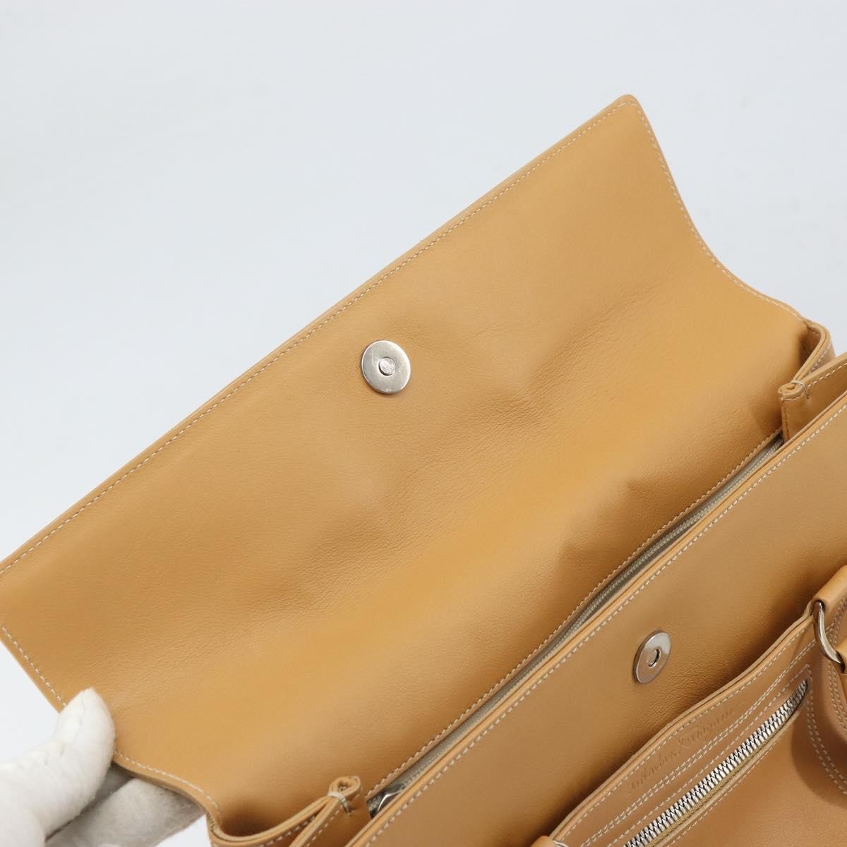 Salvatore Ferragamo Gancini Tote Leather Beige Leather Tote Bag Bag (Pre-Owned)