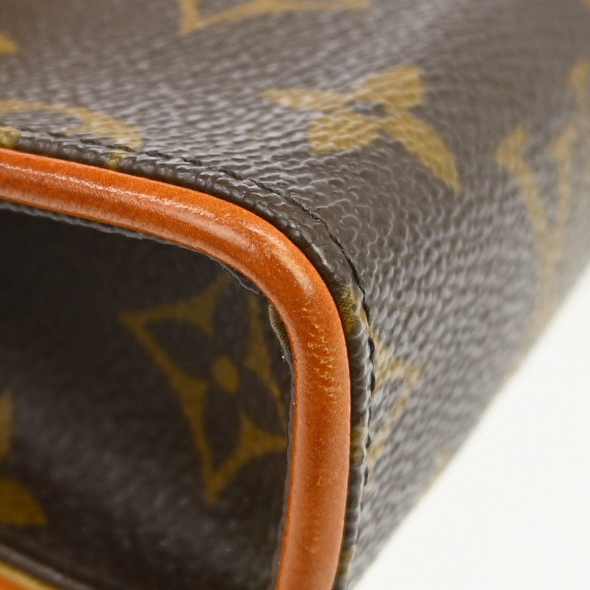 Louis Vuitton Florentine Canvas Brown Canvas Clutche & Pouche Bag (Pre-Owned)