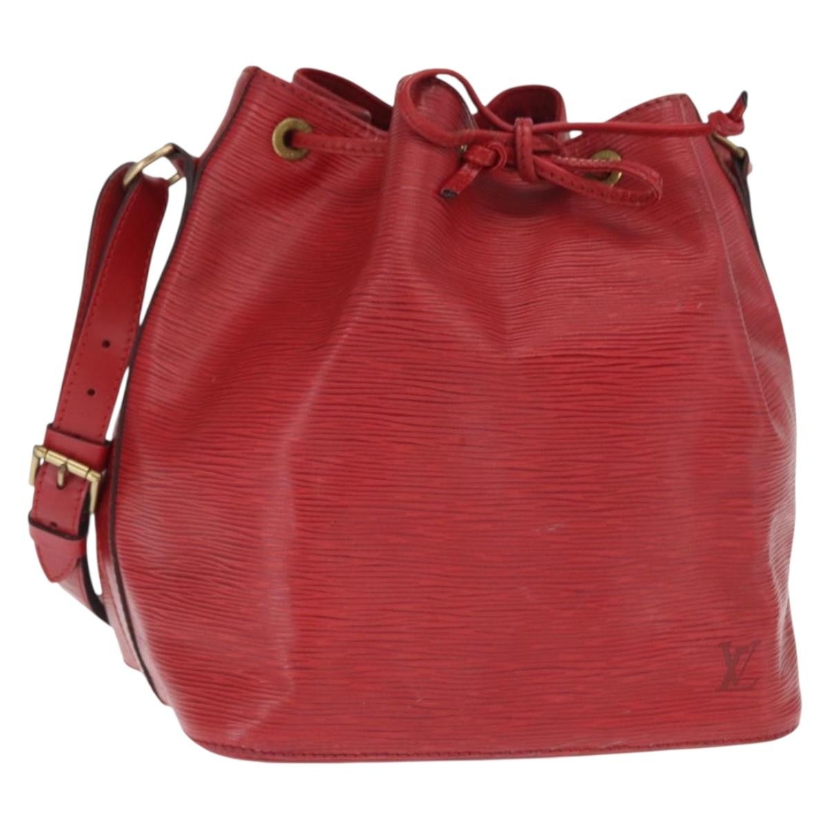Louis Vuitton Petit Noe Epi Leather Red Leather Shoulder Bag Bag (Pre-Owned)