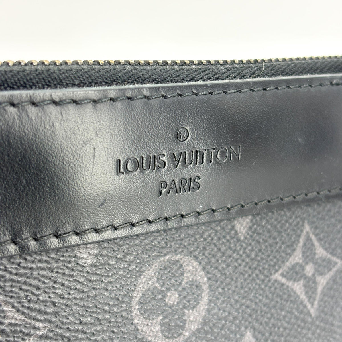 Louis Vuitton Discovery Pochette Monogram Eclipse Canvas Black Canvas Clutche & Pouche Bag (Pre-Owned)