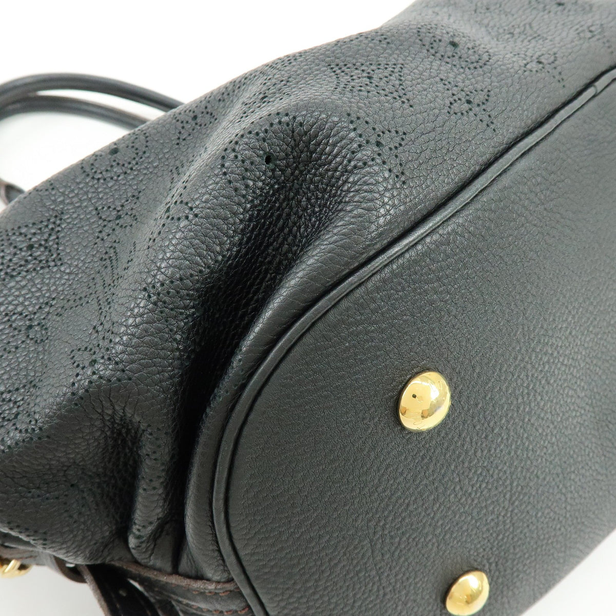 Louis Vuitton L Hobo Mahina Leather Black Leather Shoulder Bag Bag (Pre-Owned)