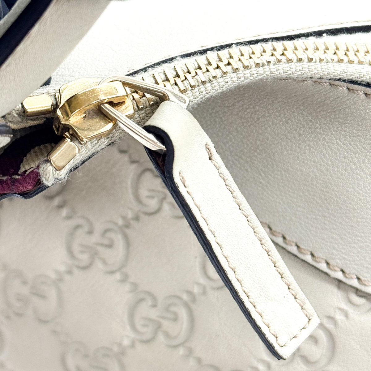 Gucci D Gold Hobo Guccissima Leather Beige Leather Shoulder Bag Bag (Pre-Owned)