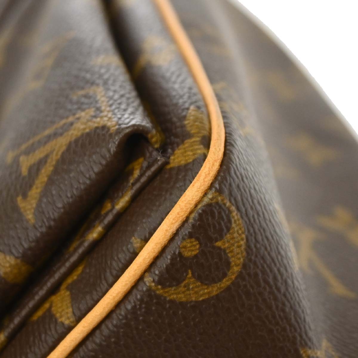 Louis Vuitton Viva Cite Monogram Brown Canvas Handbag (Pre-Owned)