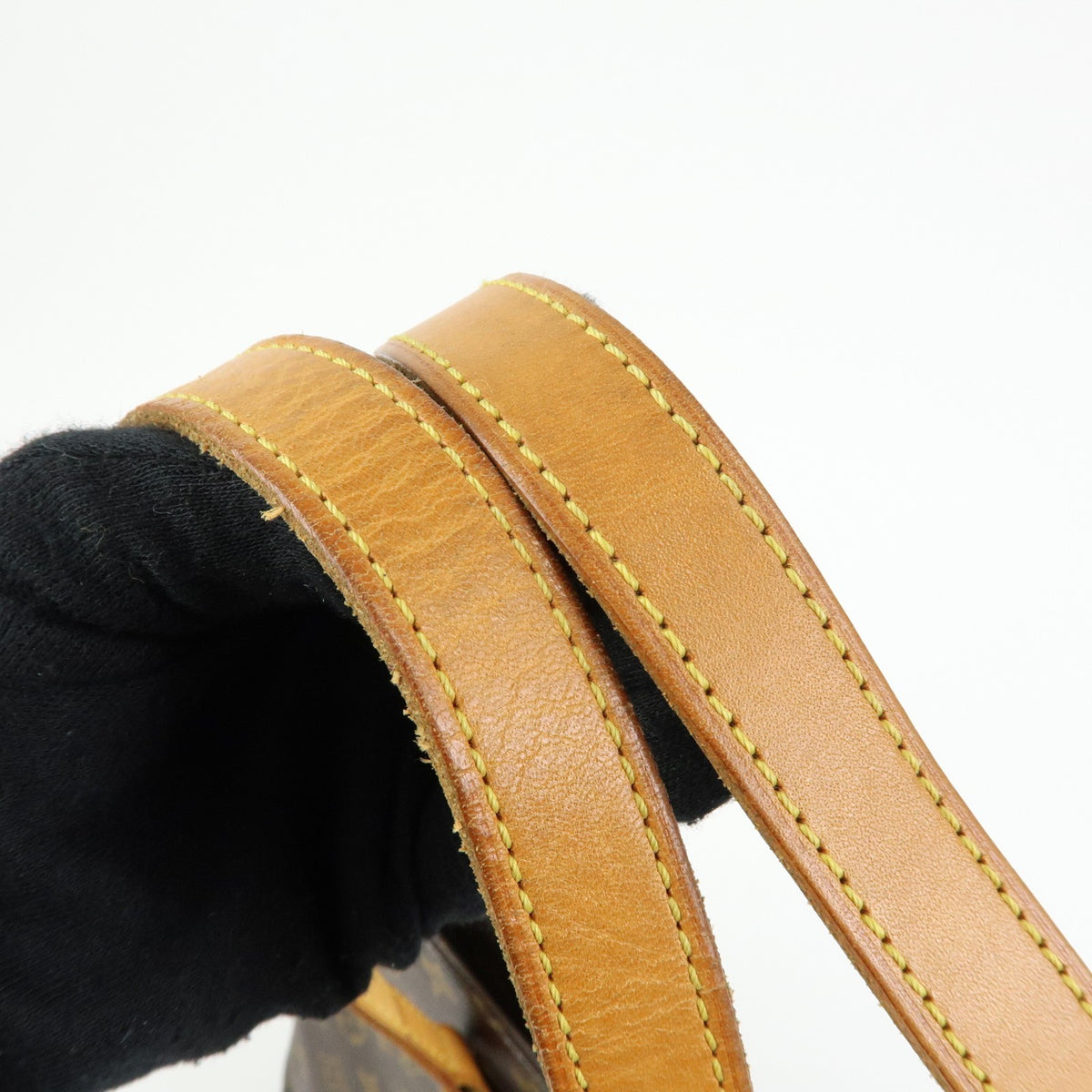 Louis Vuitton Luco Monogram Canvas Brown Canvas Handbag (Pre-Owned)