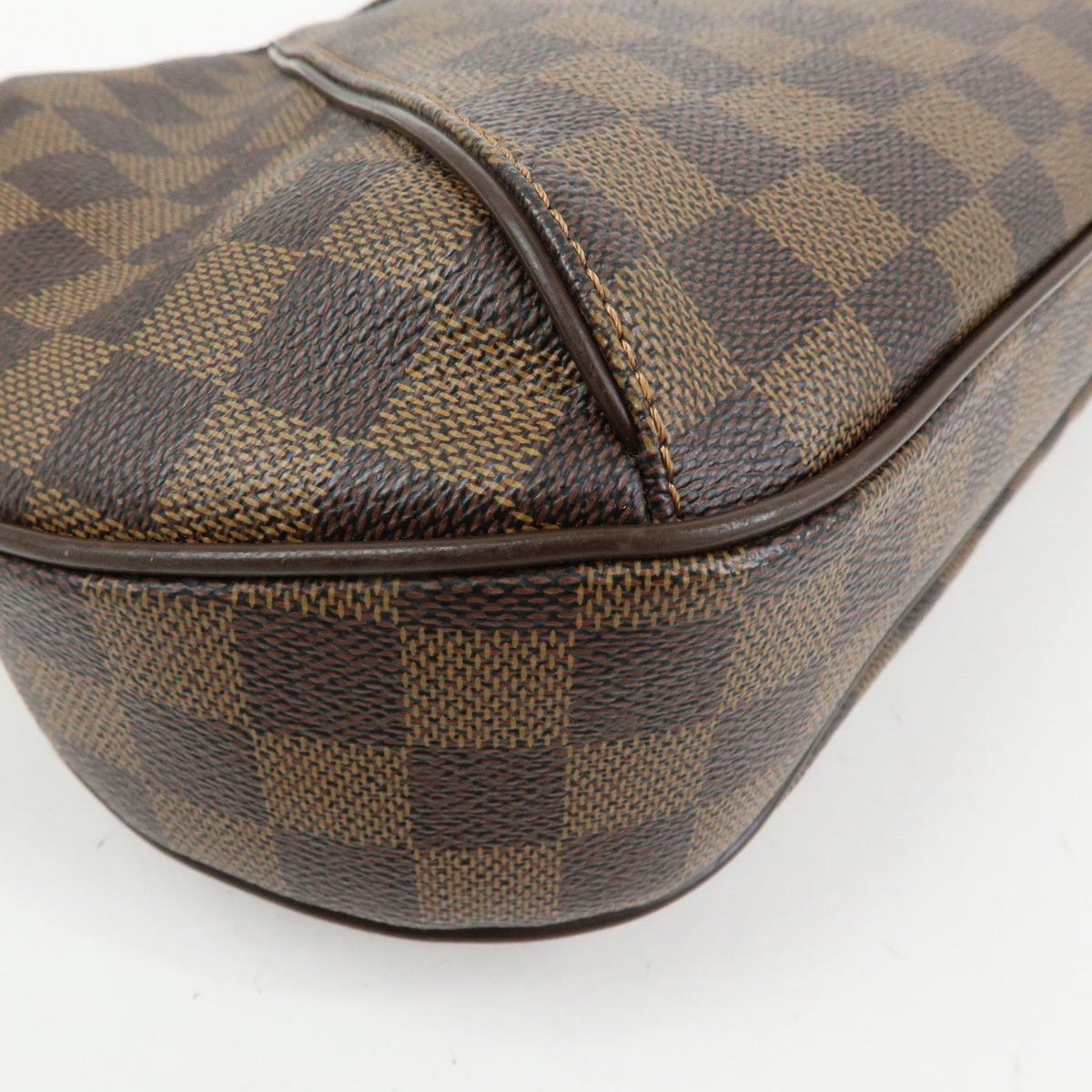 Louis Vuitton Thames Damier Brown Canvas Handbag (Pre-Owned)