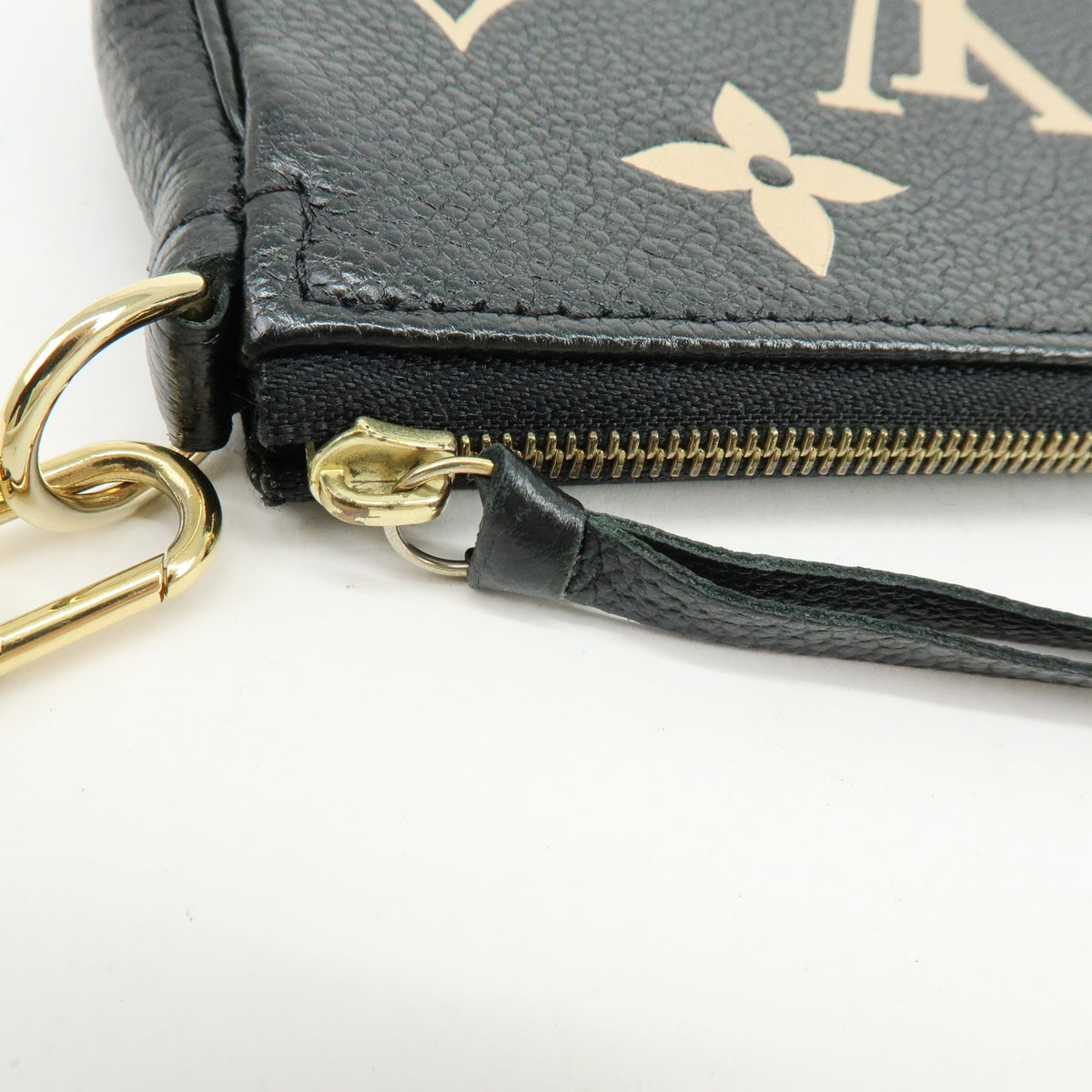 Louis Vuitton Pochette Accessoires Bicolor Monogram Empreinte Giant Black Leather Clutche & Pouche Bag (Pre-Owned)