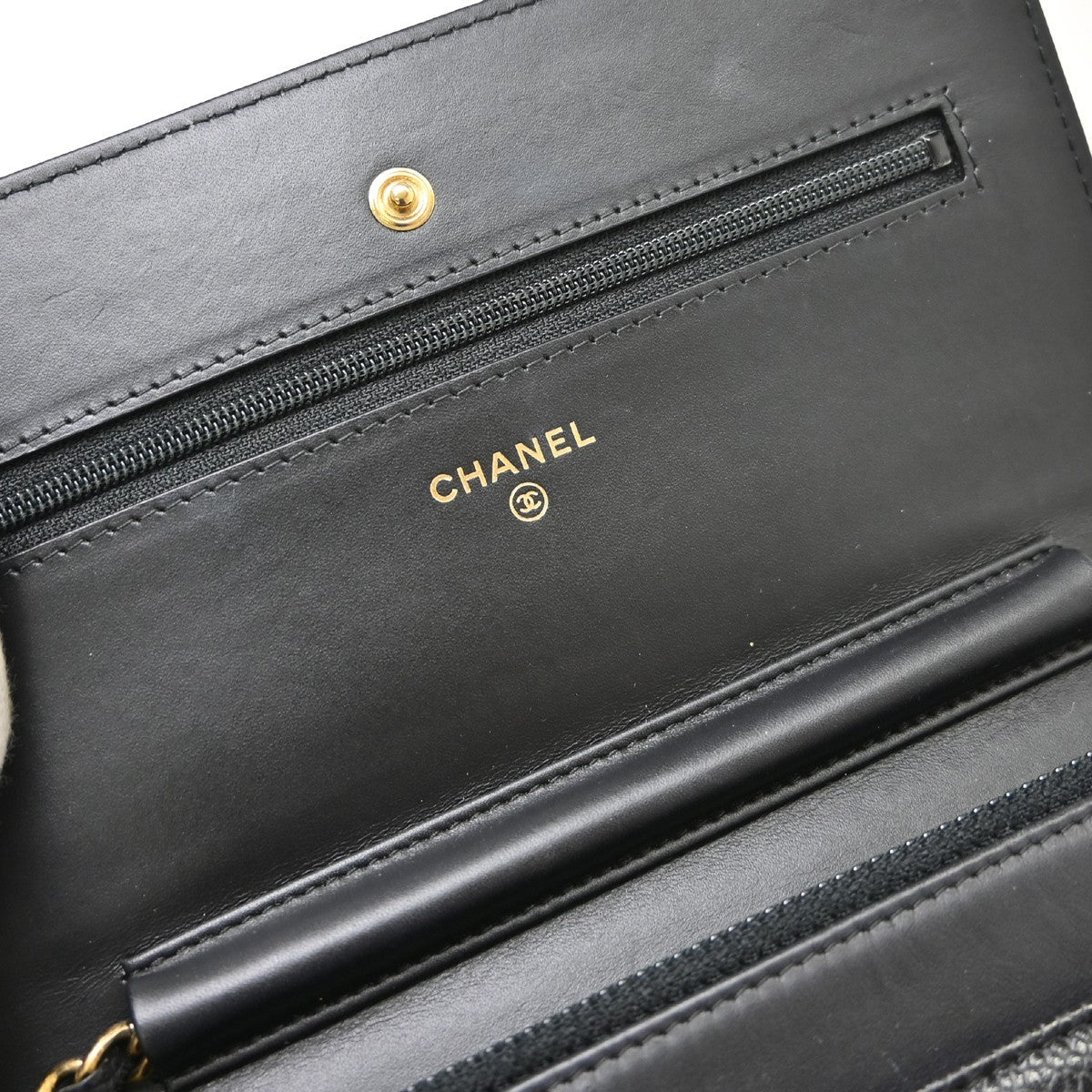 Chanel Wallet On Chain Caviar Black Leather Clutche & Pouche Bag (Pre-Owned)