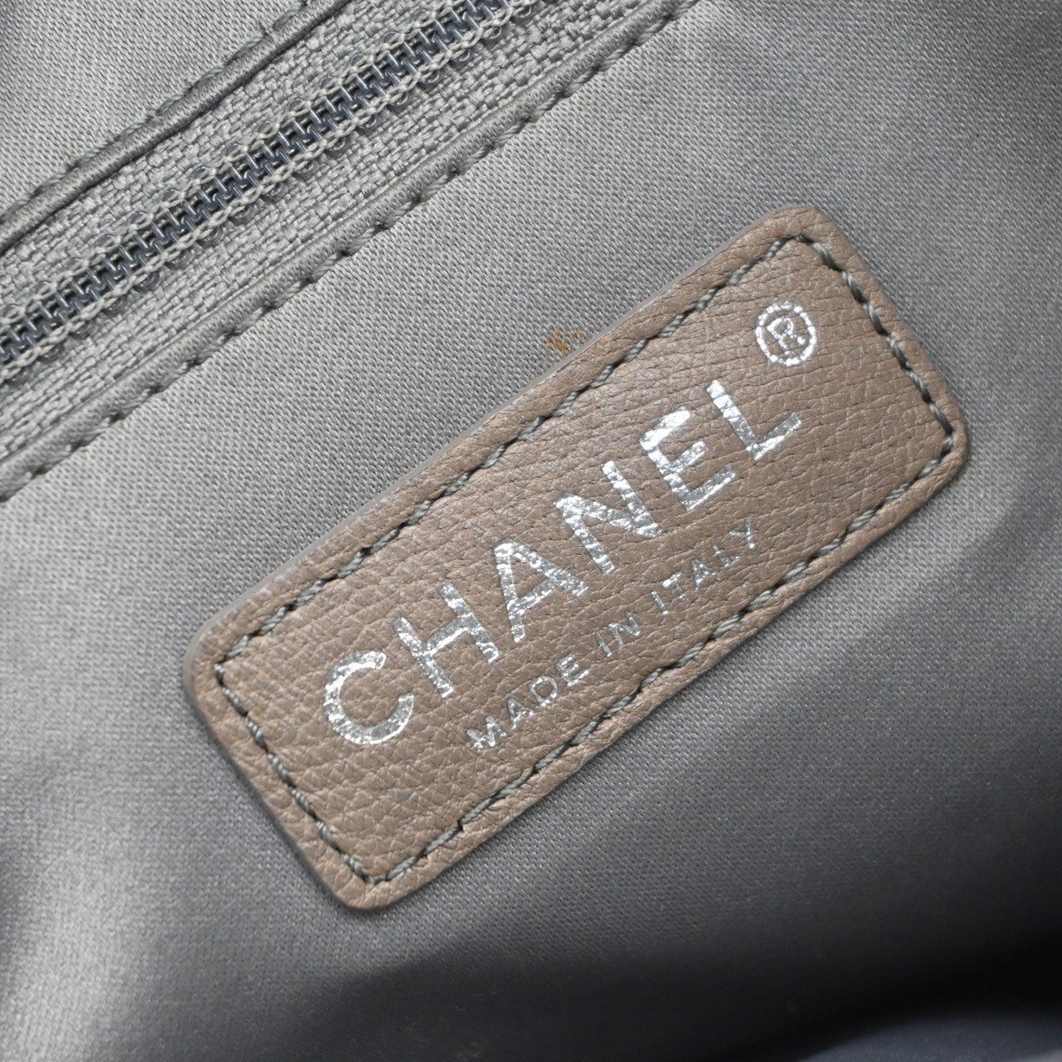 Chanel Lipstick Open Patent Vinyl Black Patent_Leather Tote Bag Bag (Pre-Owned)